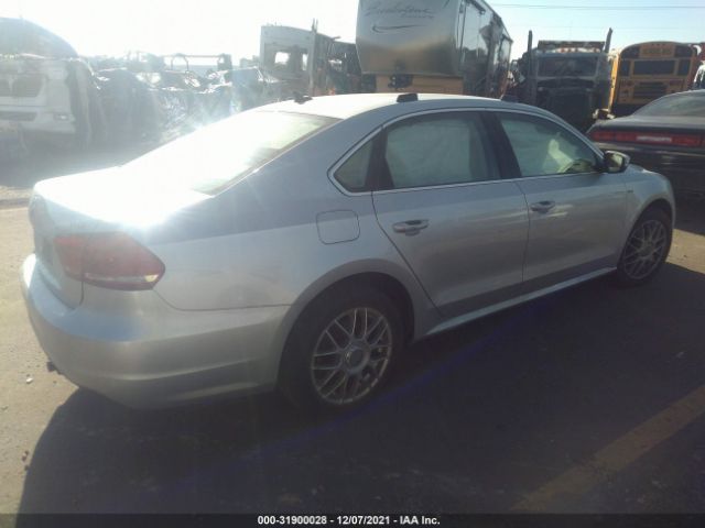 Photo 3 VIN: 1VWAS7A30FC109840 - VOLKSWAGEN PASSAT 