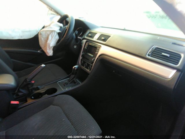 Photo 4 VIN: 1VWAS7A30GC067963 - VOLKSWAGEN PASSAT 