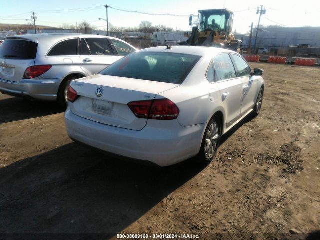 Photo 3 VIN: 1VWAS7A31FC066531 - VOLKSWAGEN PASSAT 