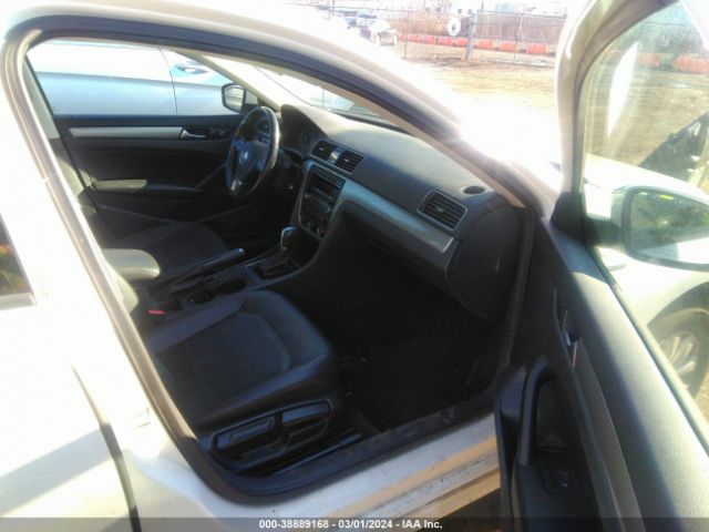 Photo 4 VIN: 1VWAS7A31FC066531 - VOLKSWAGEN PASSAT 