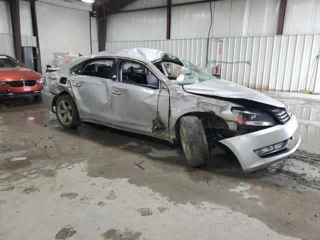 Photo 3 VIN: 1VWAS7A31FC104422 - VOLKSWAGEN PASSAT 