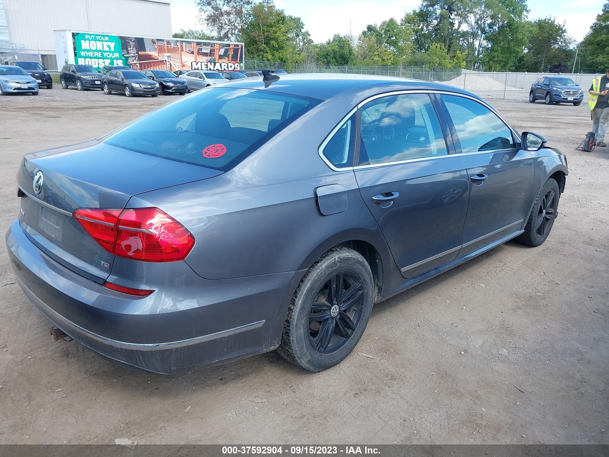 Photo 3 VIN: 1VWAS7A31GC004287 - VOLKSWAGEN PASSAT 