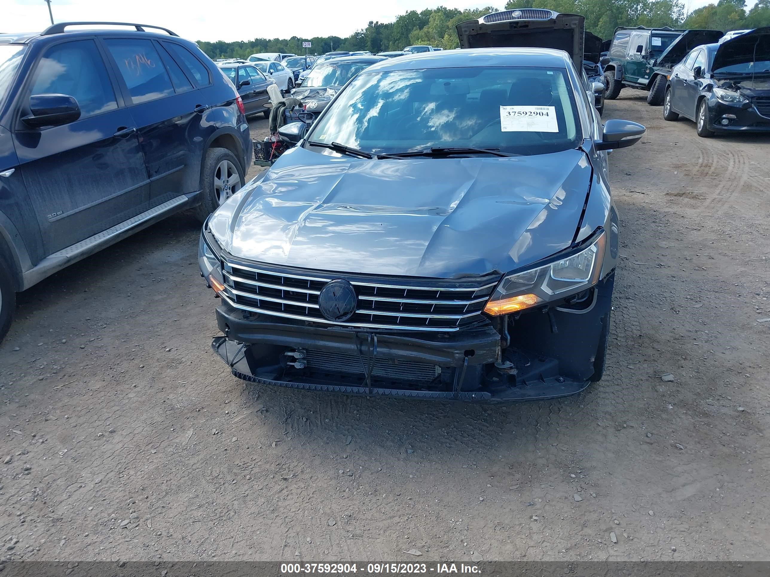 Photo 5 VIN: 1VWAS7A31GC004287 - VOLKSWAGEN PASSAT 