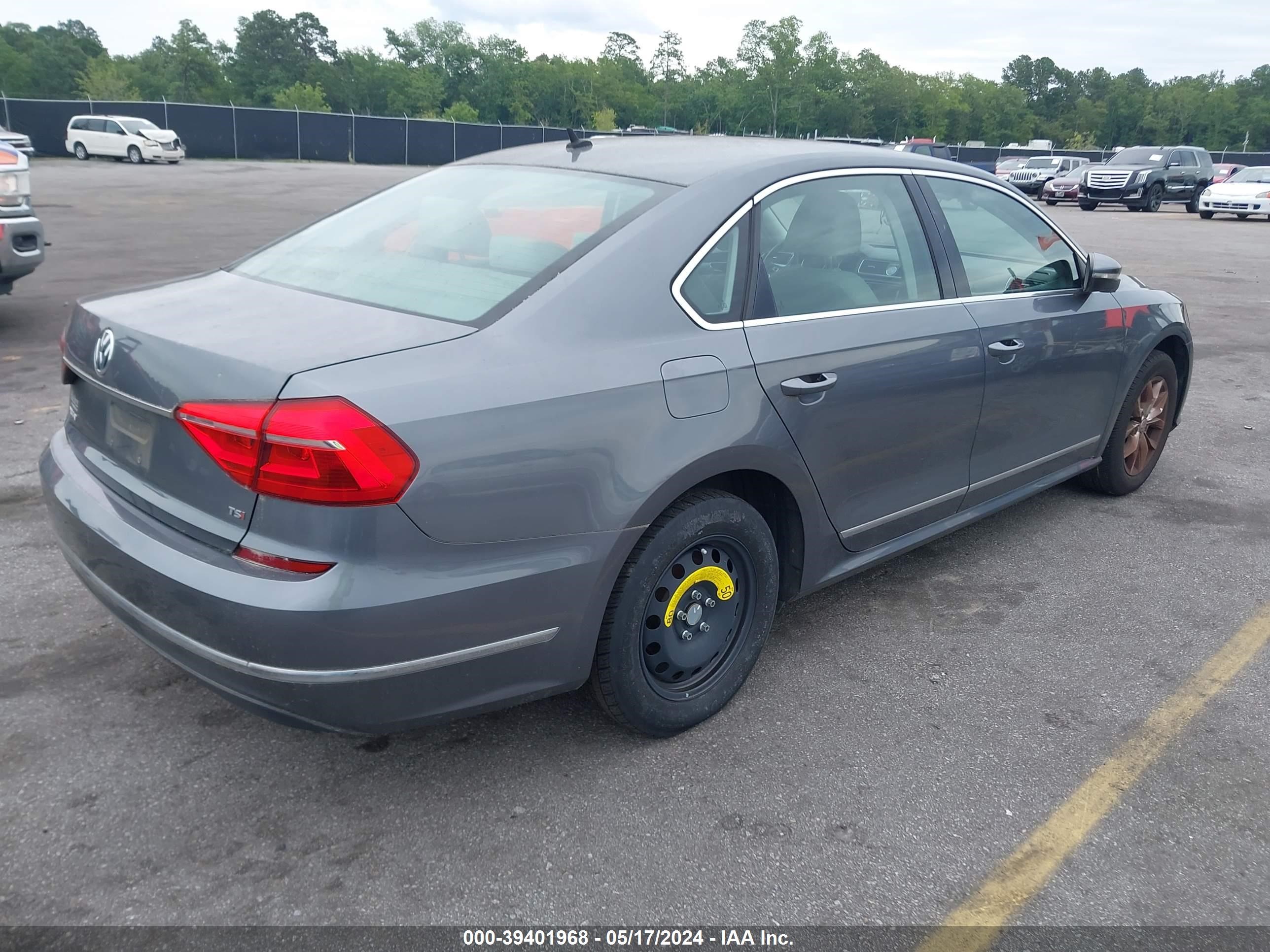 Photo 3 VIN: 1VWAS7A31GC036771 - VOLKSWAGEN PASSAT 