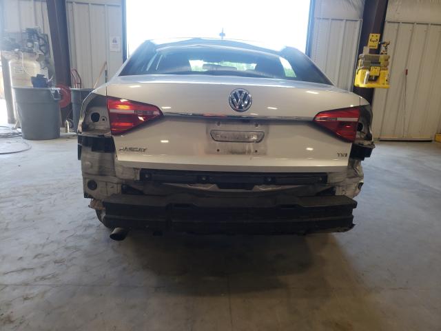 Photo 8 VIN: 1VWAS7A31GC054218 - VOLKSWAGEN PASSAT 