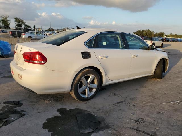 Photo 2 VIN: 1VWAS7A32EC027915 - VOLKSWAGEN PASSAT S 