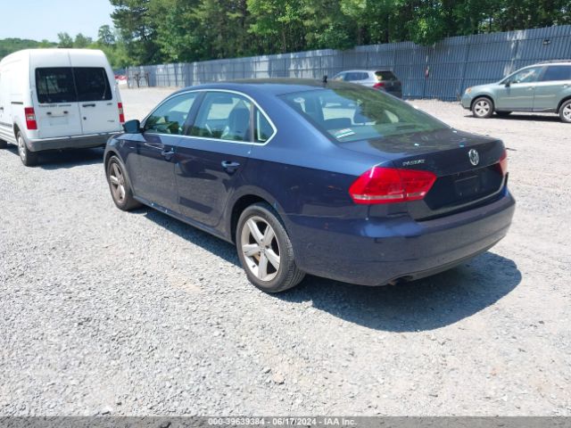 Photo 2 VIN: 1VWAS7A32FC080521 - VOLKSWAGEN PASSAT 