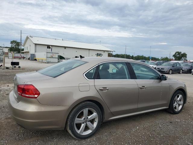 Photo 2 VIN: 1VWAS7A32FC095729 - VOLKSWAGEN PASSAT 