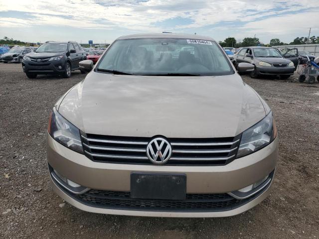 Photo 4 VIN: 1VWAS7A32FC095729 - VOLKSWAGEN PASSAT 