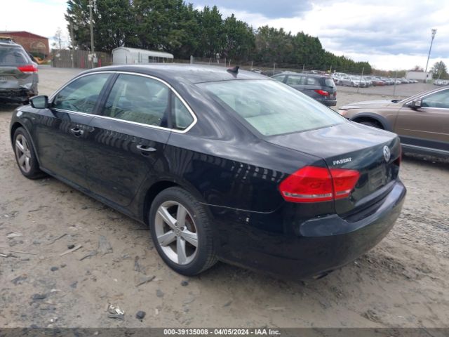 Photo 2 VIN: 1VWAS7A32FC119060 - VOLKSWAGEN PASSAT 