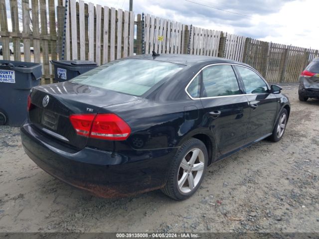 Photo 3 VIN: 1VWAS7A32FC119060 - VOLKSWAGEN PASSAT 