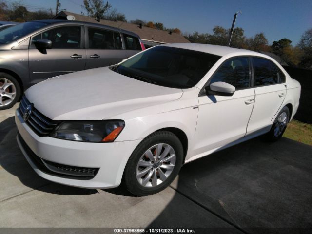 Photo 1 VIN: 1VWAS7A33EC103884 - VOLKSWAGEN PASSAT 