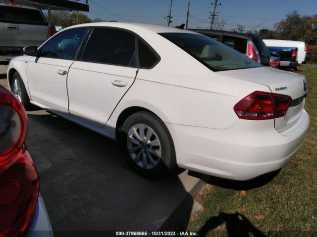 Photo 2 VIN: 1VWAS7A33EC103884 - VOLKSWAGEN PASSAT 