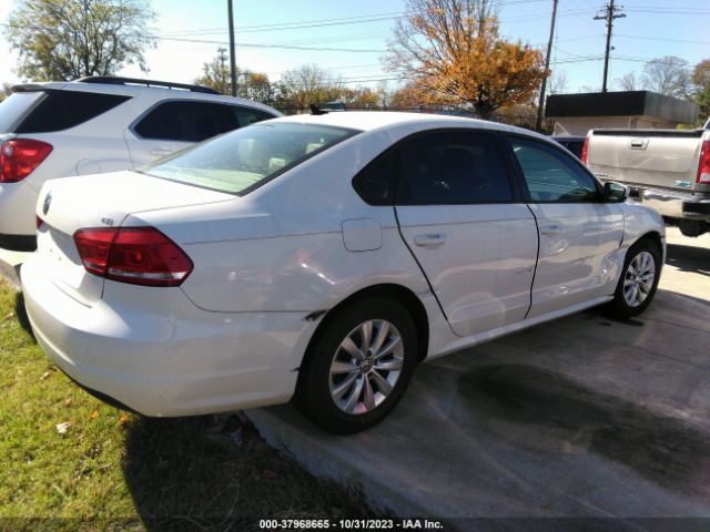 Photo 3 VIN: 1VWAS7A33EC103884 - VOLKSWAGEN PASSAT 