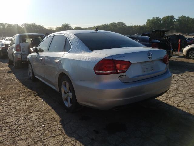 Photo 2 VIN: 1VWAS7A33FC111792 - VOLKSWAGEN PASSAT 