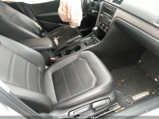 Photo 4 VIN: 1VWAS7A34EC121293 - VOLKSWAGEN PASSAT 