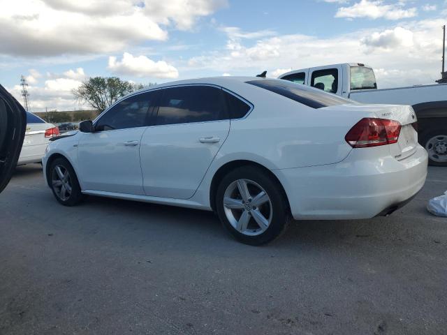 Photo 1 VIN: 1VWAS7A34FC111302 - VOLKSWAGEN PASSAT 