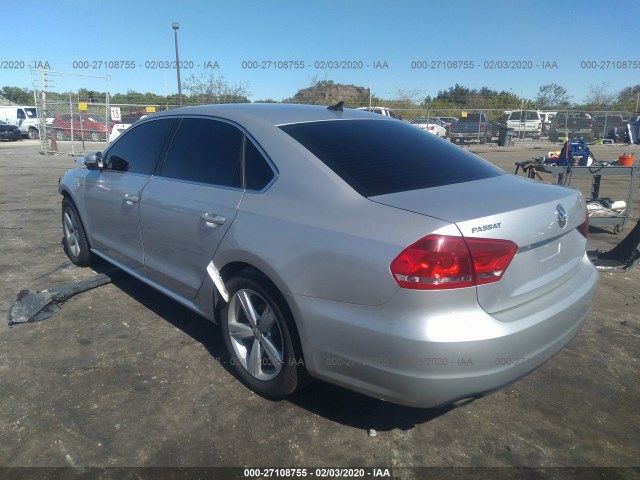 Photo 2 VIN: 1VWAS7A34FC111395 - VOLKSWAGEN PASSAT 