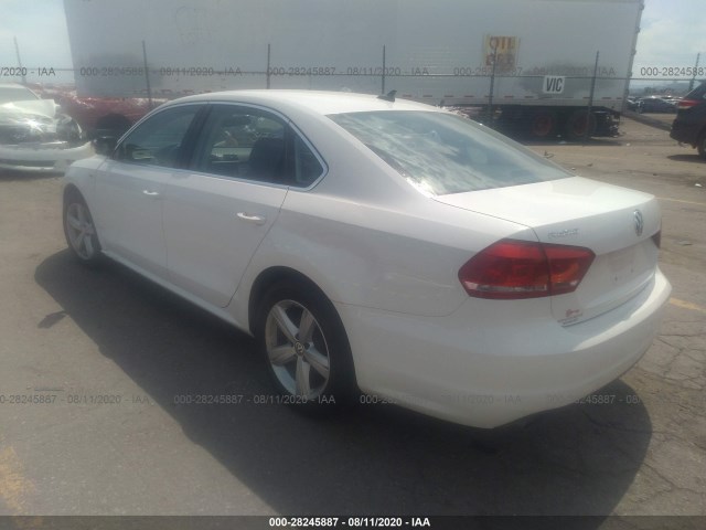 Photo 2 VIN: 1VWAS7A34FC113003 - VOLKSWAGEN PASSAT 