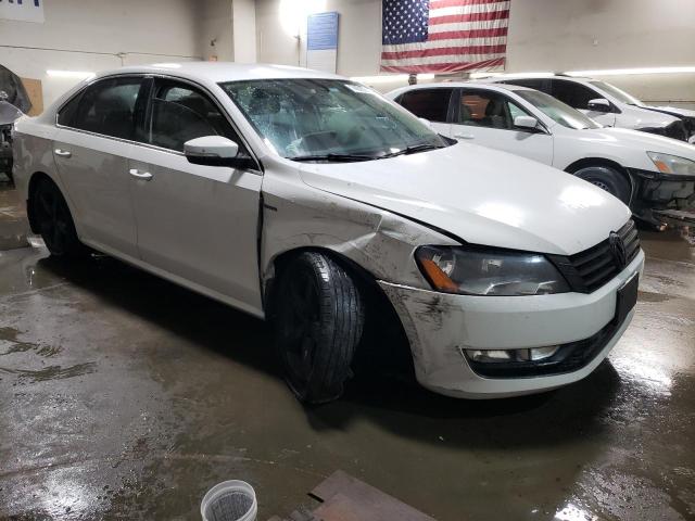 Photo 3 VIN: 1VWAS7A34FC114085 - VOLKSWAGEN PASSAT S 