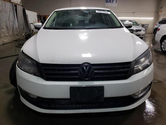 Photo 4 VIN: 1VWAS7A34FC114085 - VOLKSWAGEN PASSAT S 