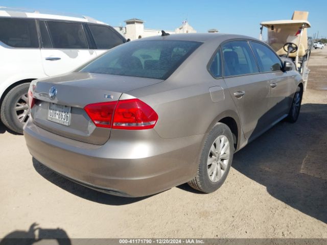 Photo 3 VIN: 1VWAS7A35FC027134 - VOLKSWAGEN PASSAT 