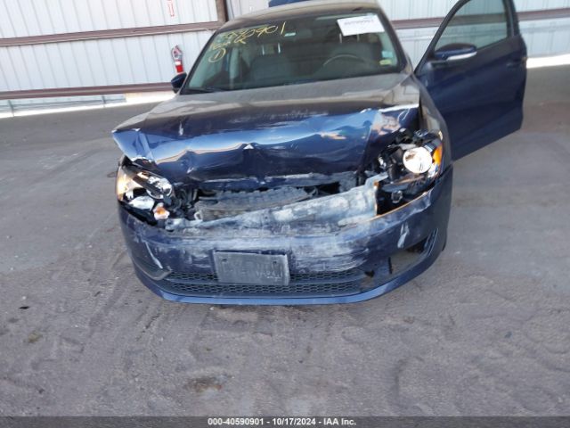 Photo 5 VIN: 1VWAS7A35FC073269 - VOLKSWAGEN PASSAT 