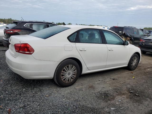 Photo 2 VIN: 1VWAS7A35FC081209 - VOLKSWAGEN PASSAT 