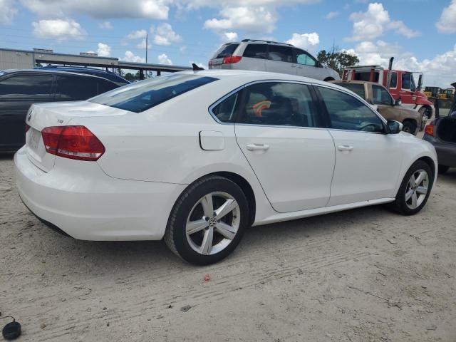 Photo 2 VIN: 1VWAS7A35FC108781 - VOLKSWAGEN PASSAT 