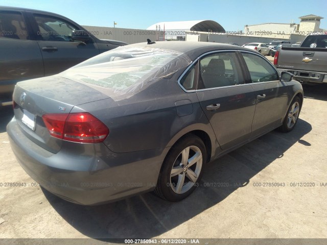 Photo 3 VIN: 1VWAS7A35FC121420 - VOLKSWAGEN PASSAT 