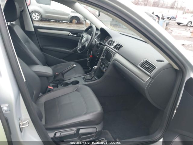 Photo 4 VIN: 1VWAS7A36FC103783 - VOLKSWAGEN PASSAT 