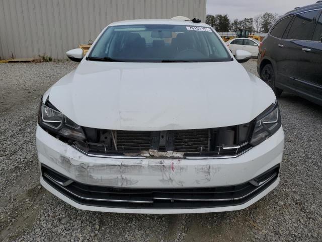 Photo 4 VIN: 1VWAS7A36GC046647 - VOLKSWAGEN PASSAT S 