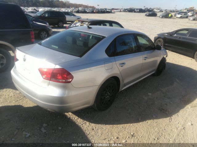 Photo 3 VIN: 1VWAS7A37EC100602 - VOLKSWAGEN PASSAT 