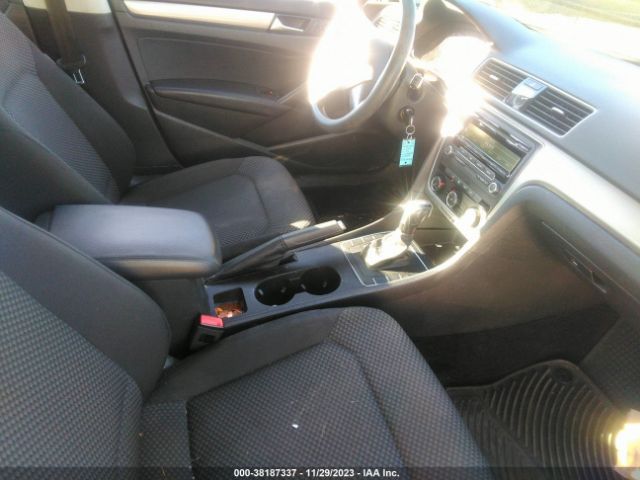 Photo 4 VIN: 1VWAS7A37EC100602 - VOLKSWAGEN PASSAT 