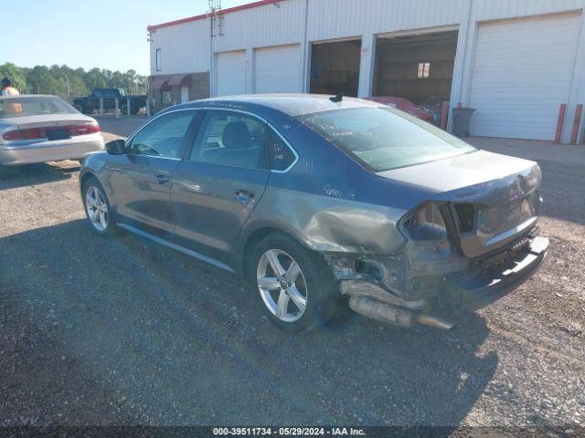 Photo 2 VIN: 1VWAS7A37FC098416 - VOLKSWAGEN PASSAT 