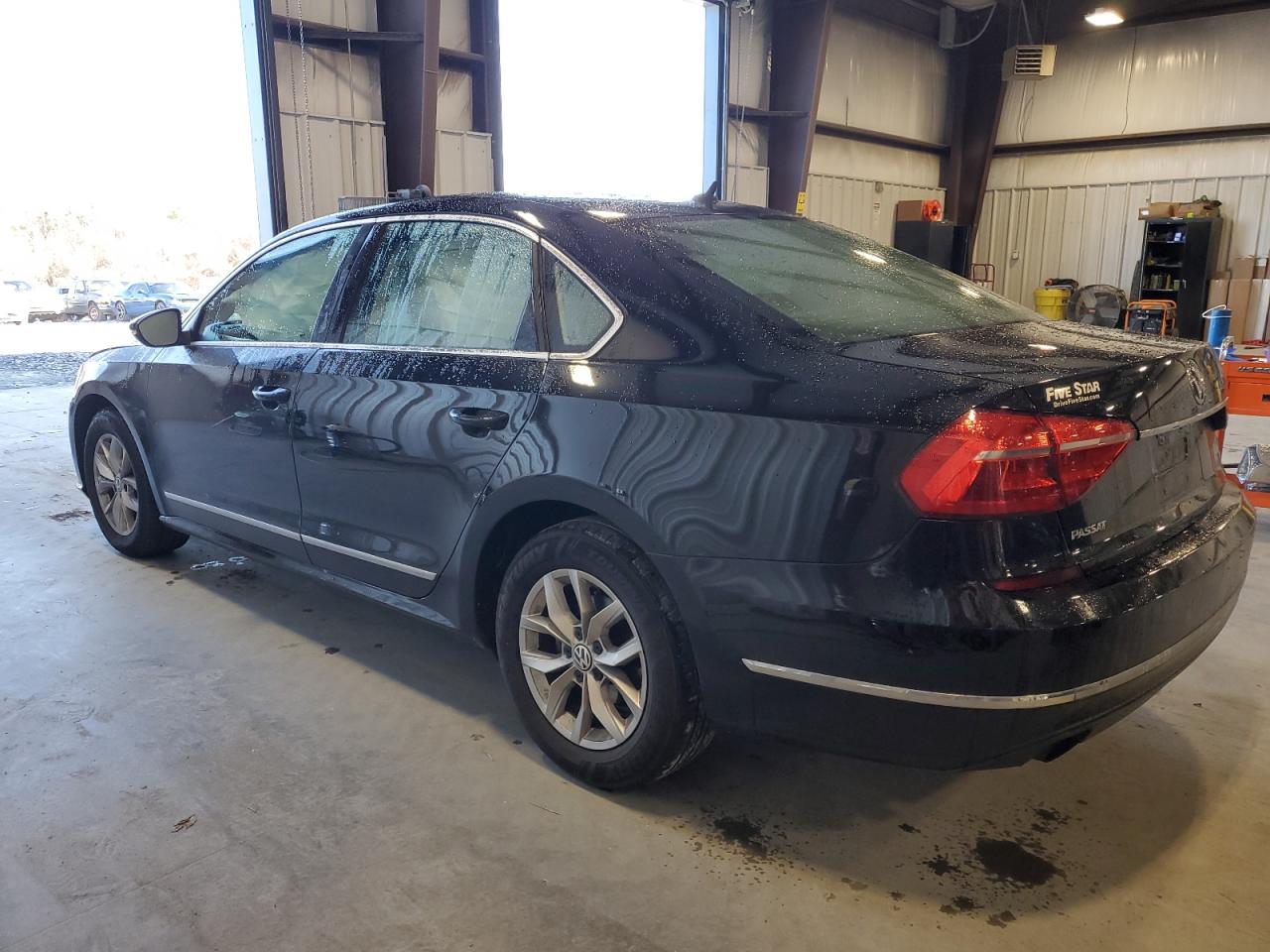 Photo 1 VIN: 1VWAS7A37GC030442 - VOLKSWAGEN PASSAT 