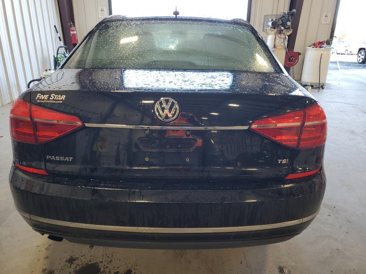 Photo 5 VIN: 1VWAS7A37GC030442 - VOLKSWAGEN PASSAT 