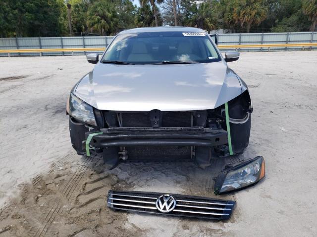 Photo 4 VIN: 1VWAS7A38EC095779 - VOLKSWAGEN PASSAT 