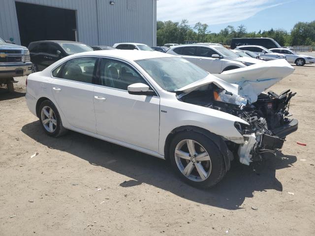 Photo 3 VIN: 1VWAS7A38FC112114 - VOLKSWAGEN PASSAT 