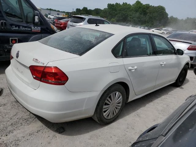 Photo 2 VIN: 1VWAS7A39EC025692 - VOLKSWAGEN PASSAT S 