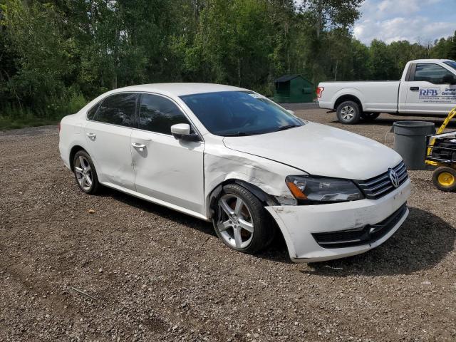 Photo 3 VIN: 1VWAS7A39FC030876 - VOLKSWAGEN PASSAT S 