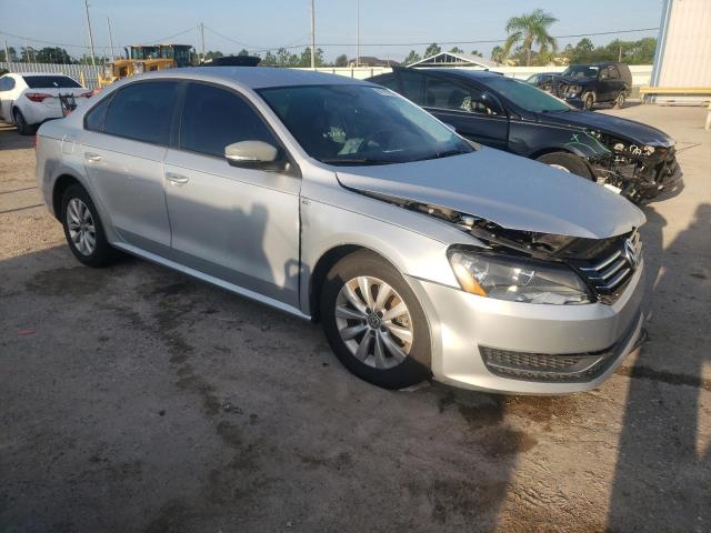 Photo 3 VIN: 1VWAS7A39FC041330 - VOLKSWAGEN PASSAT 