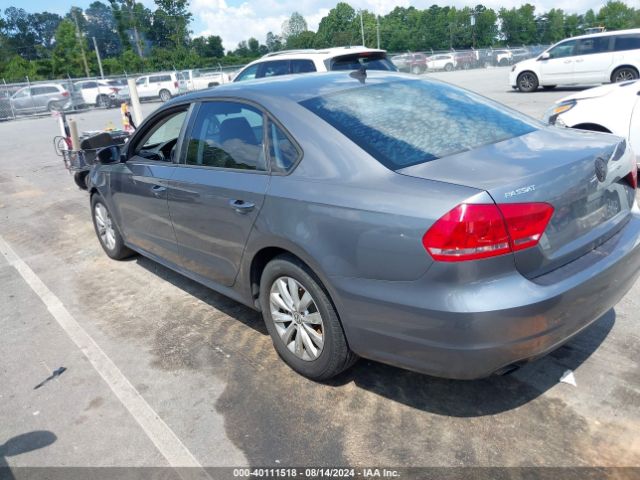 Photo 2 VIN: 1VWAS7A39FC047810 - VOLKSWAGEN PASSAT 