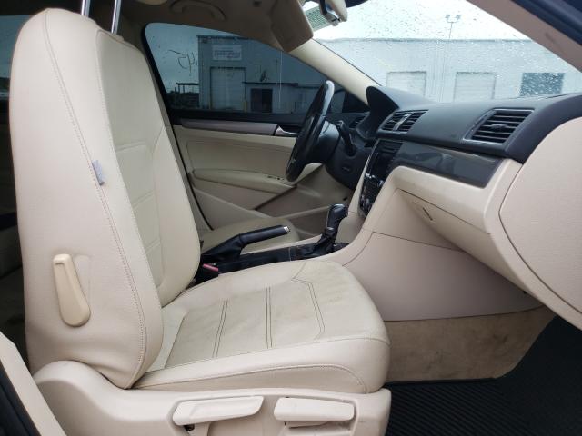 Photo 4 VIN: 1VWAS7A39FC110503 - VOLKSWAGEN PASSAT 