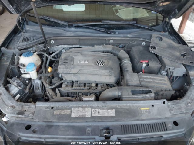 Photo 9 VIN: 1VWAS7A39FC111943 - VOLKSWAGEN PASSAT 