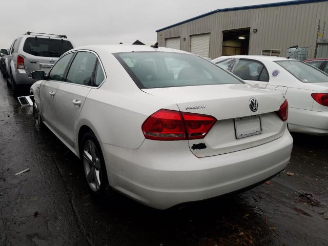 Photo 2 VIN: 1VWAS7A39FC115460 - VOLKSWAGEN PASSAT 