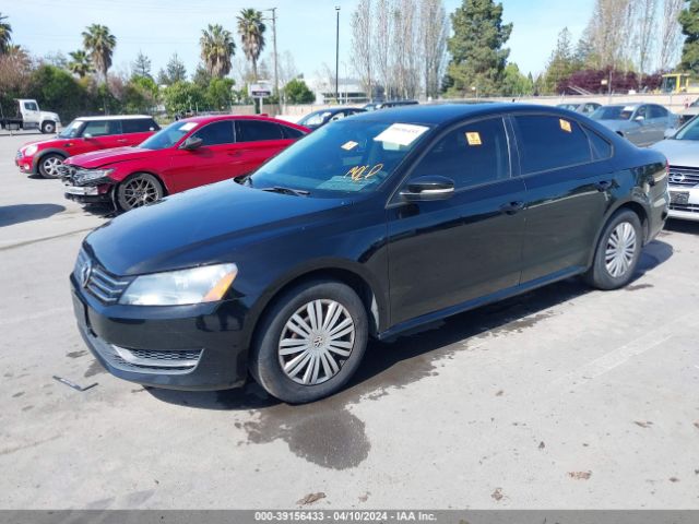 Photo 1 VIN: 1VWAT7A25FCO73933 - VOLKSWAGEN PASSAT 