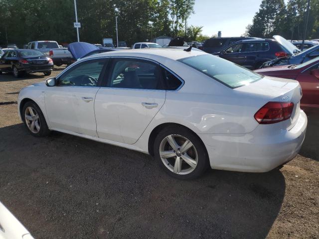 Photo 1 VIN: 1VWAT7A30EC026825 - VOLKSWAGEN PASSAT 