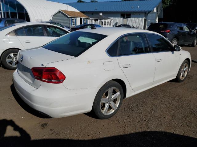 Photo 2 VIN: 1VWAT7A30EC026825 - VOLKSWAGEN PASSAT 