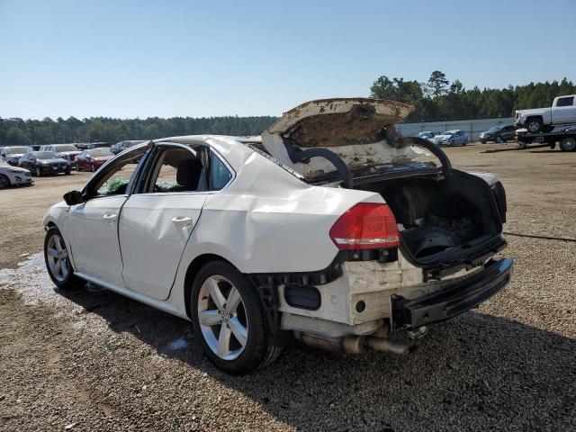 Photo 2 VIN: 1VWAT7A30EC054690 - VOLKSWAGEN PASSAT 